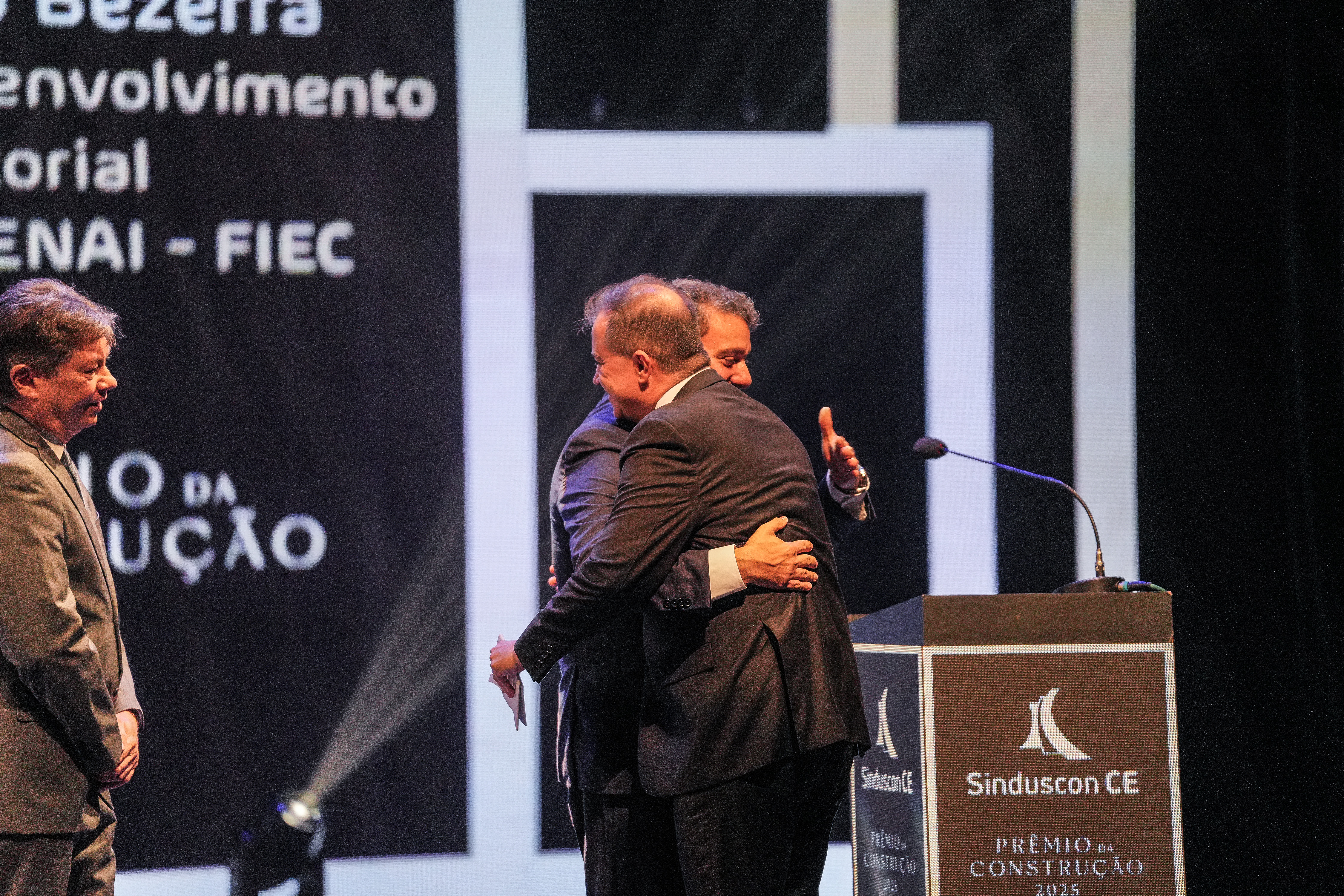 PREMIO DA CONSTRUCAO 0736 — PRÊMIO DA CONSTRUÇÃO 2025