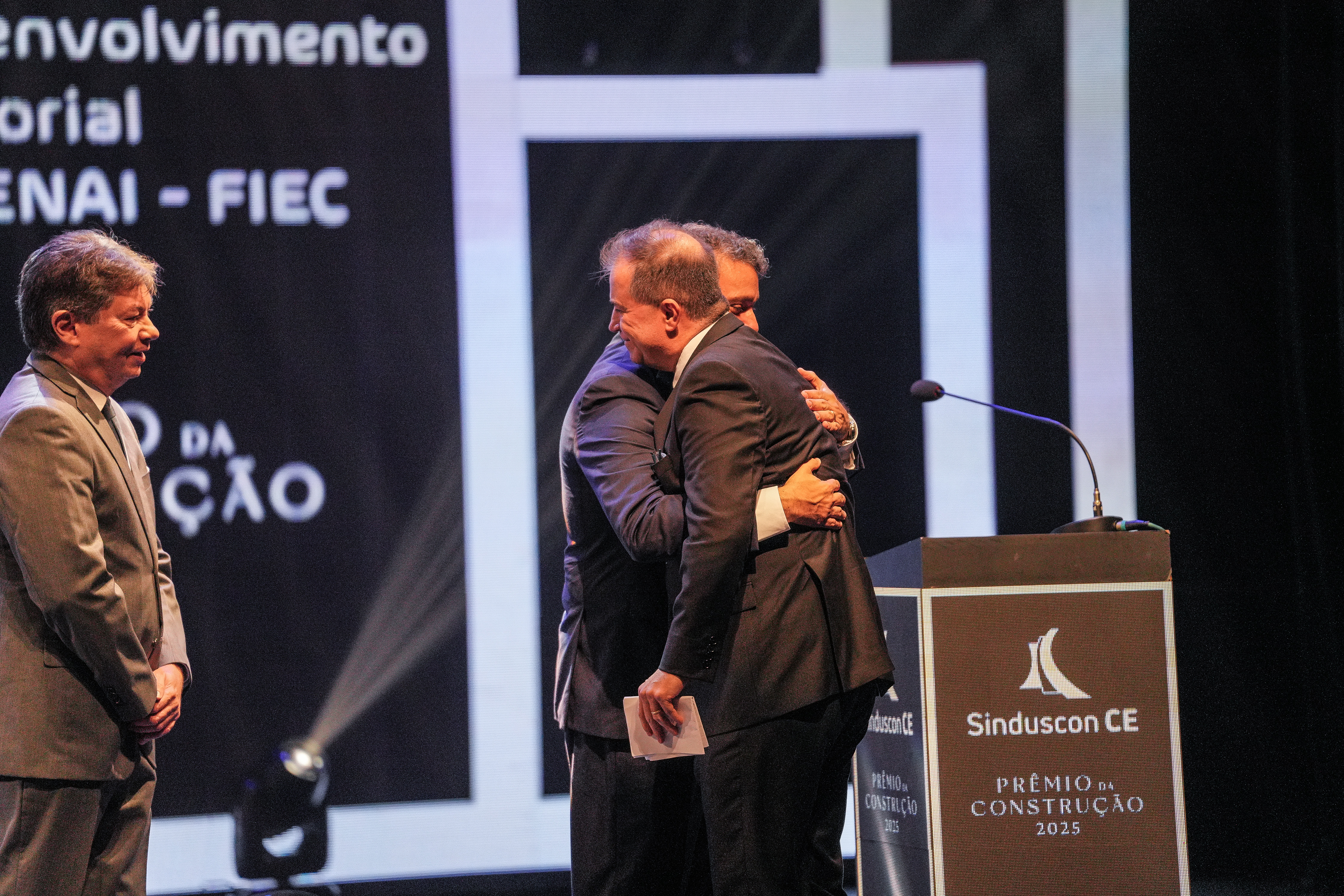 PREMIO DA CONSTRUCAO 0737 — PRÊMIO DA CONSTRUÇÃO 2025